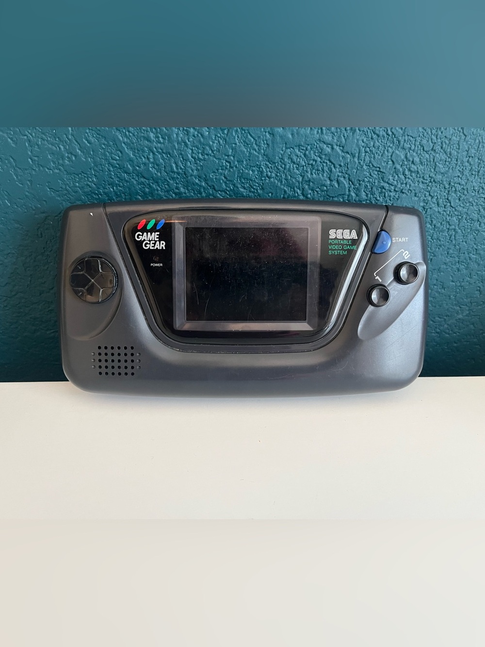Working SEGA Game Gear Portable Video Game System with Sonic 2 Game